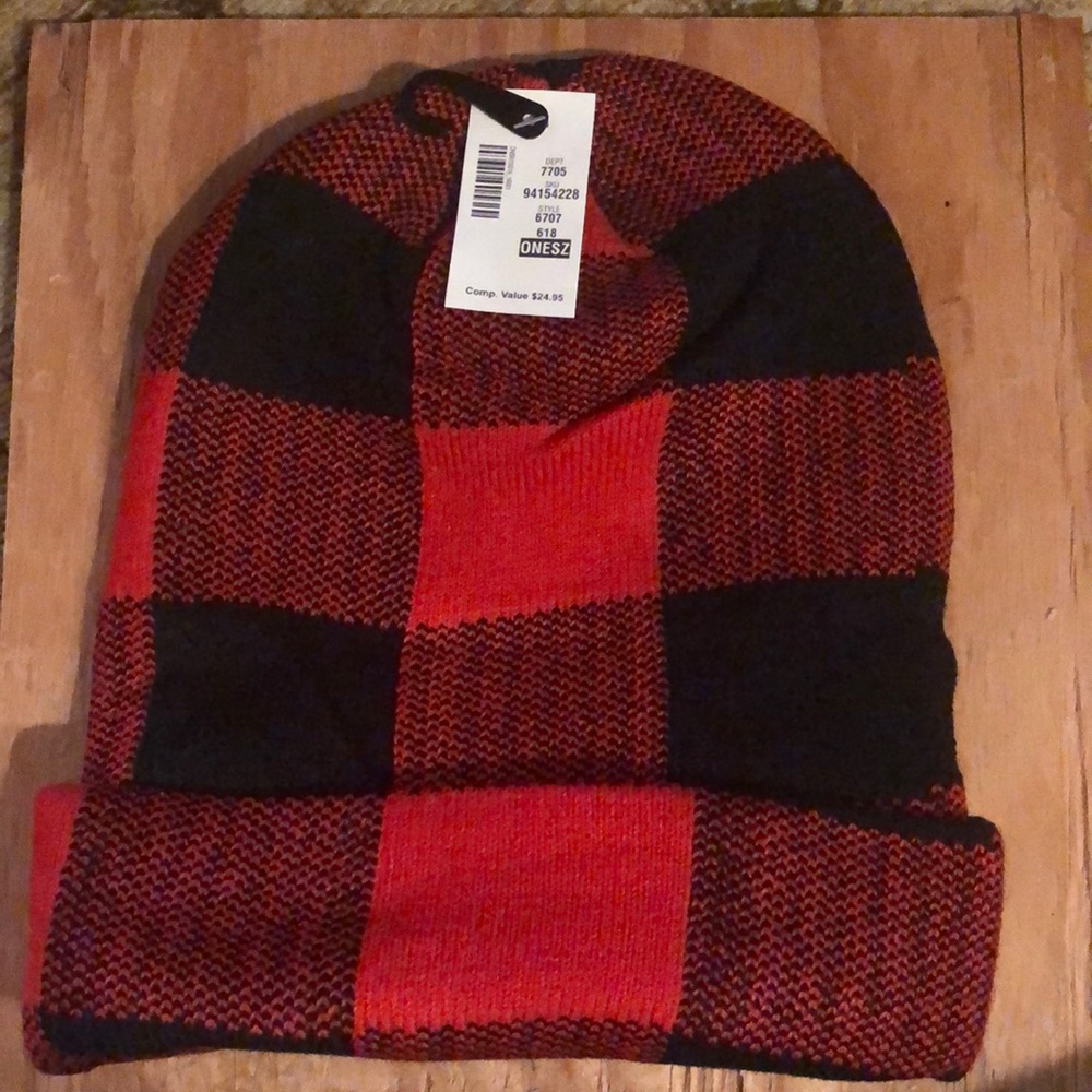 Aeropostale NWT Red Black Buffalo Plaid Knit Beanie One Size